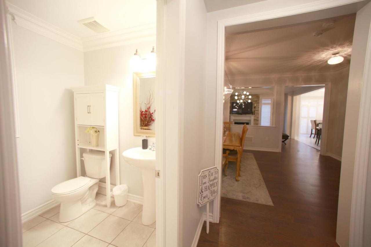 Beautiful 4 Bedroom Upper Unit Of Home, No Shared Spaces Georgetown Ngoại thất bức ảnh